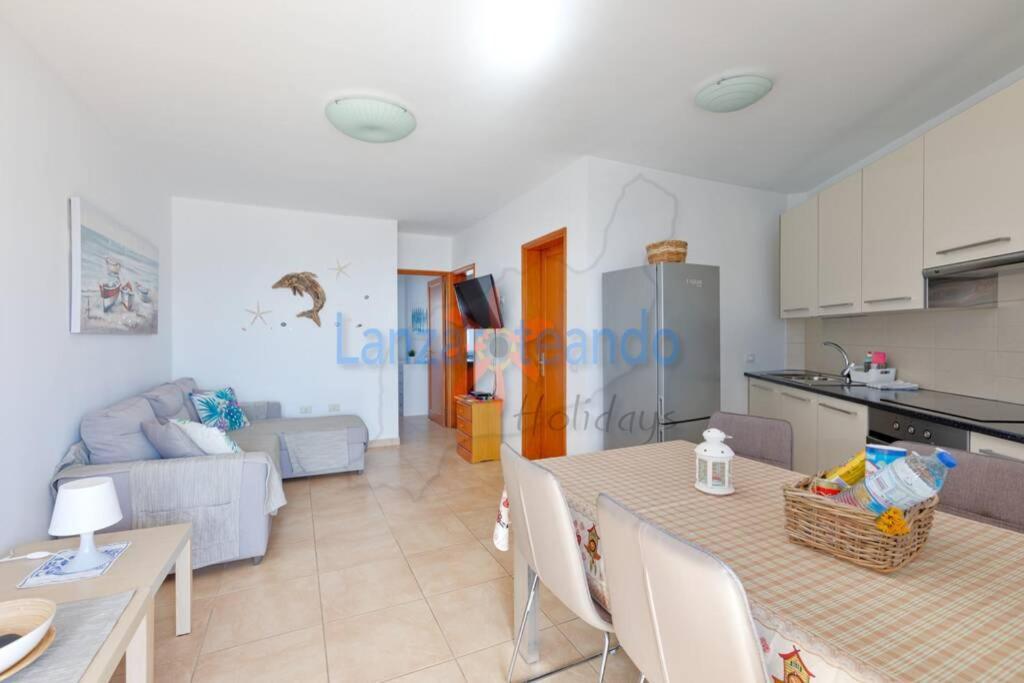 Vivienda Vacacional Dolphin Tías Екстериор снимка
